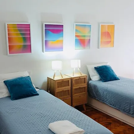 Affittacamere Deluxe Lisbon- Roma Avenue *