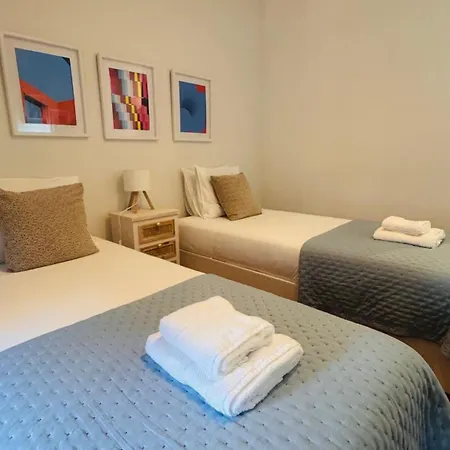Pensionat Deluxe Lisbon- Roma Avenue