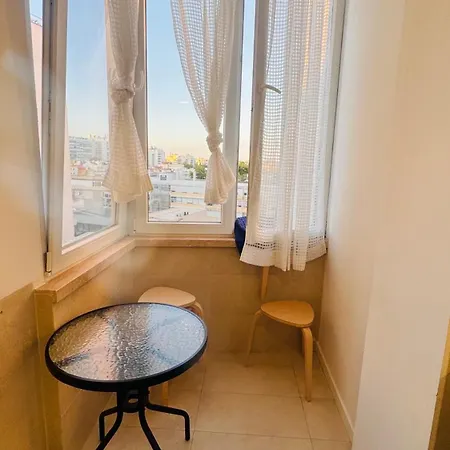 Deluxe Lisbon- Roma Avenue Pensionat *