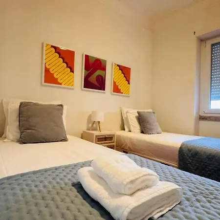 Deluxe Lisbon- Roma Avenue Affittacamere Lisbona