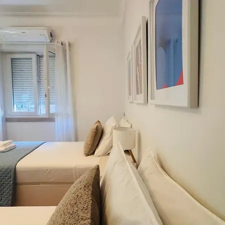Deluxe Lisbon- Roma Avenue Affittacamere