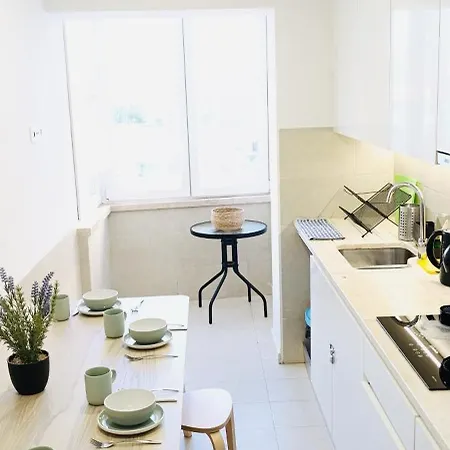 Affittacamere Deluxe Lisbon- Roma Avenue Lisbona